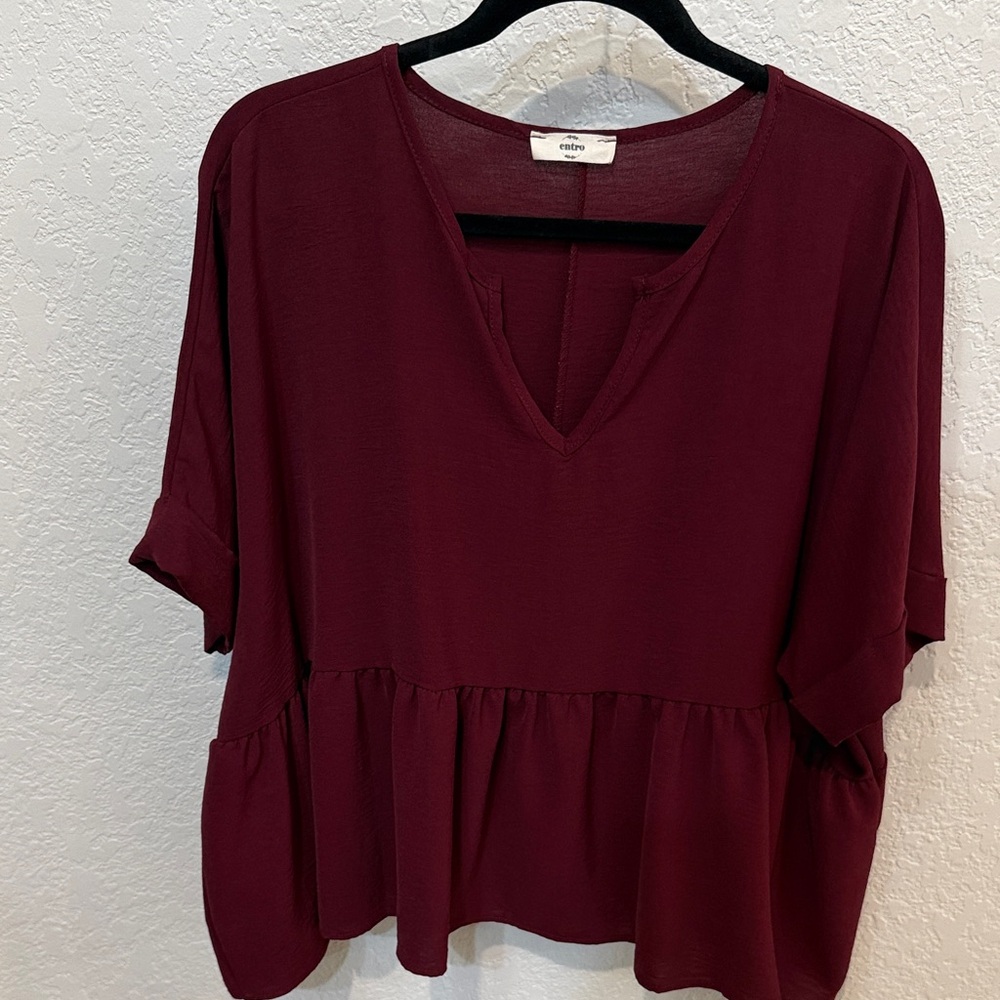 Entro Peplum V-Neck Blouse in Burgundy, Size Medium